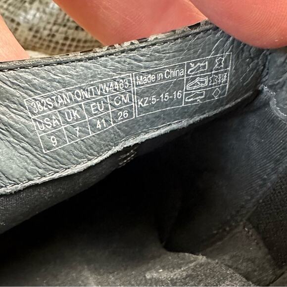 Vionic Orthotic Tanton Leather Snake Print Wedge Slip On Booties Size 9 - Picture 8 of 8